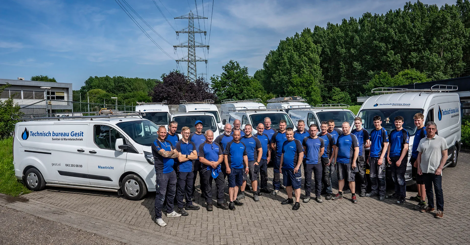 Het monteurs-team van Gesit